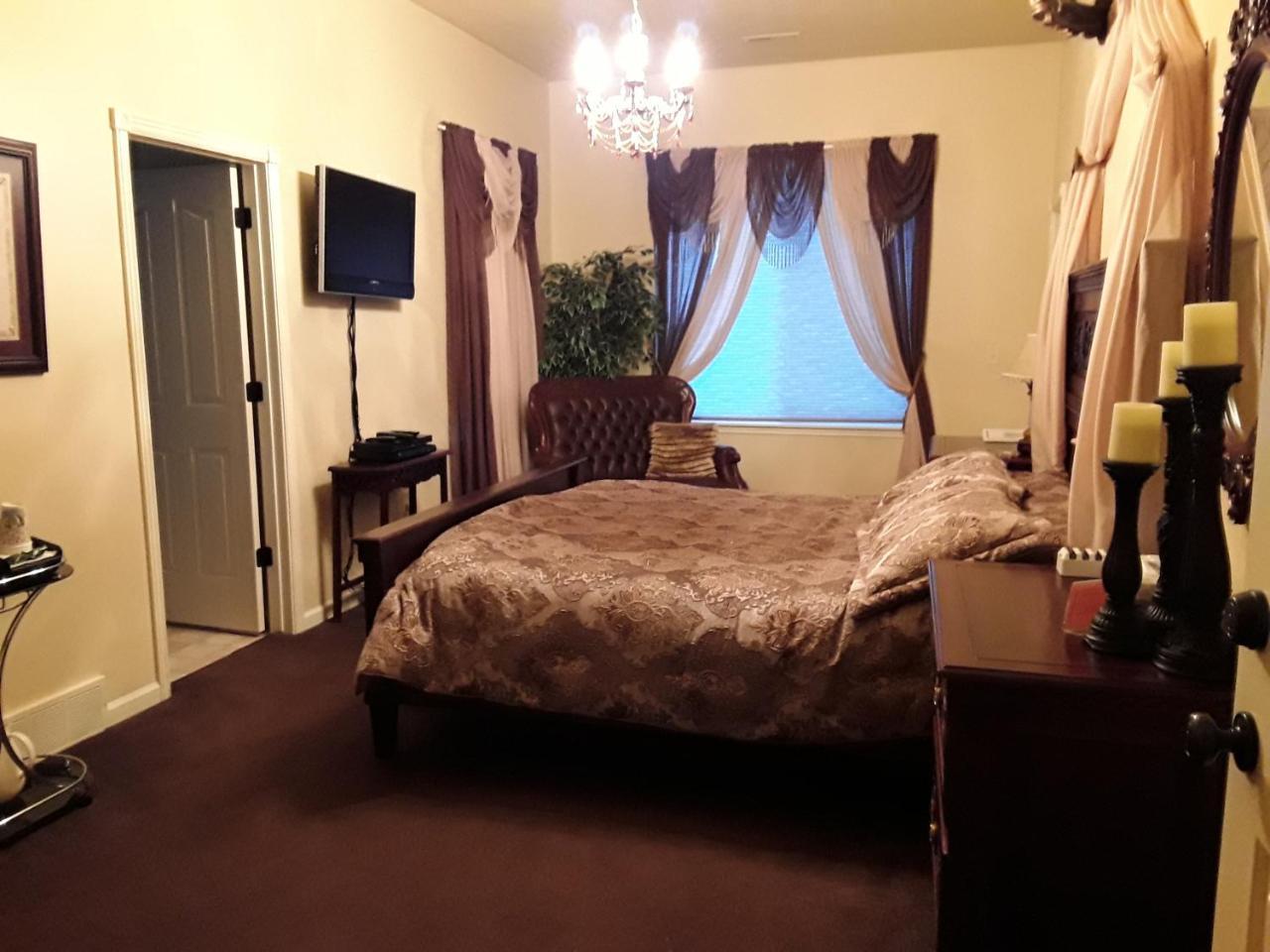 Bed and Breakfast Lions Gate Manor Lava Hot Springs Esterno foto