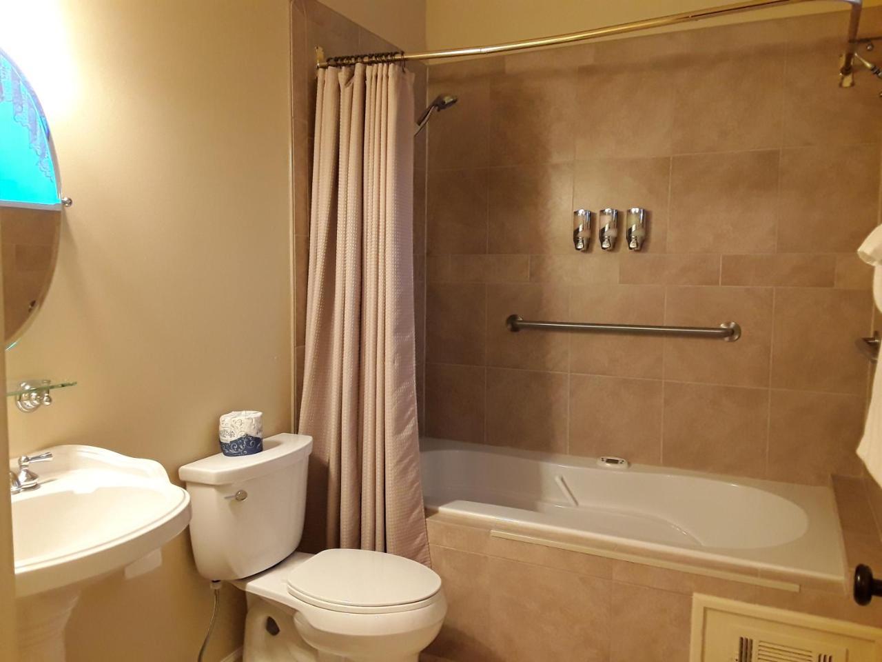 Bed and Breakfast Lions Gate Manor Lava Hot Springs Esterno foto