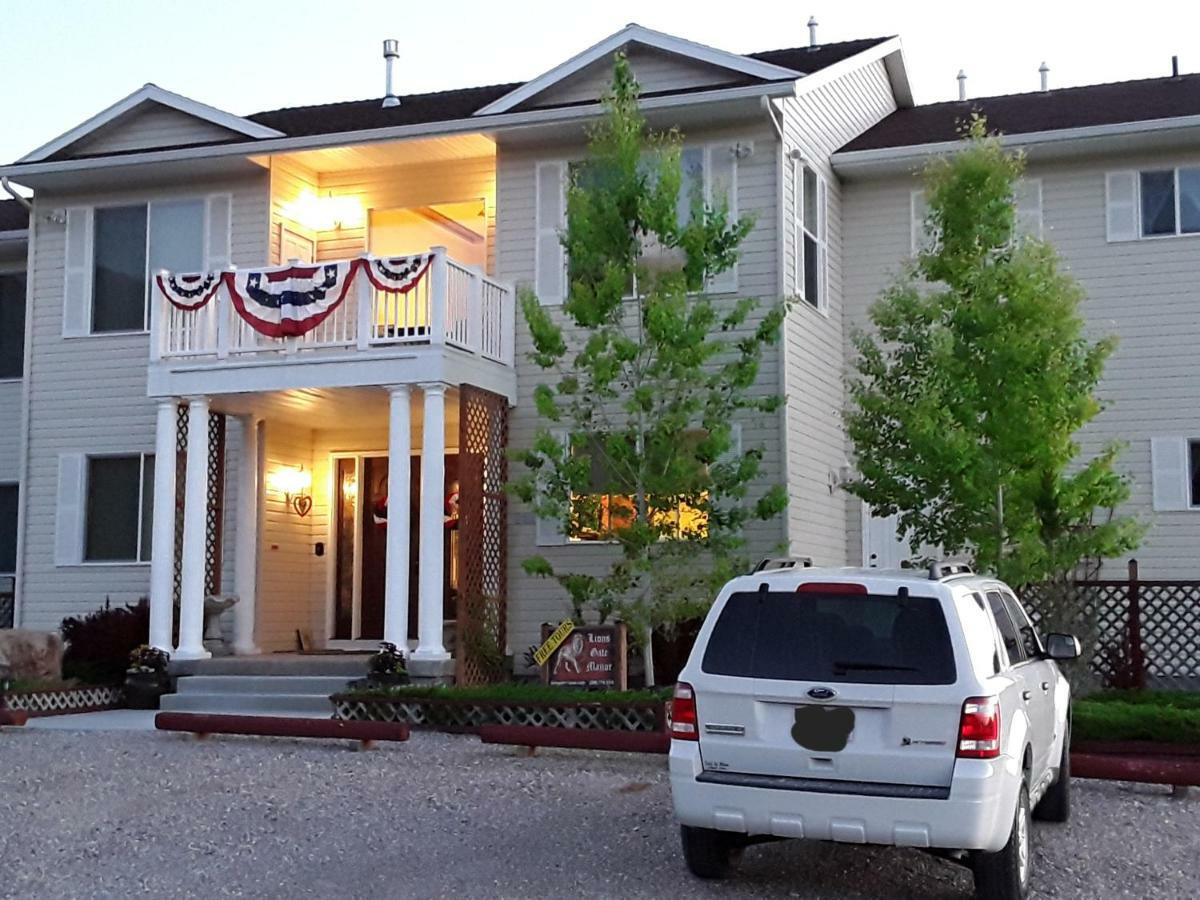 Bed and Breakfast Lions Gate Manor Lava Hot Springs Esterno foto